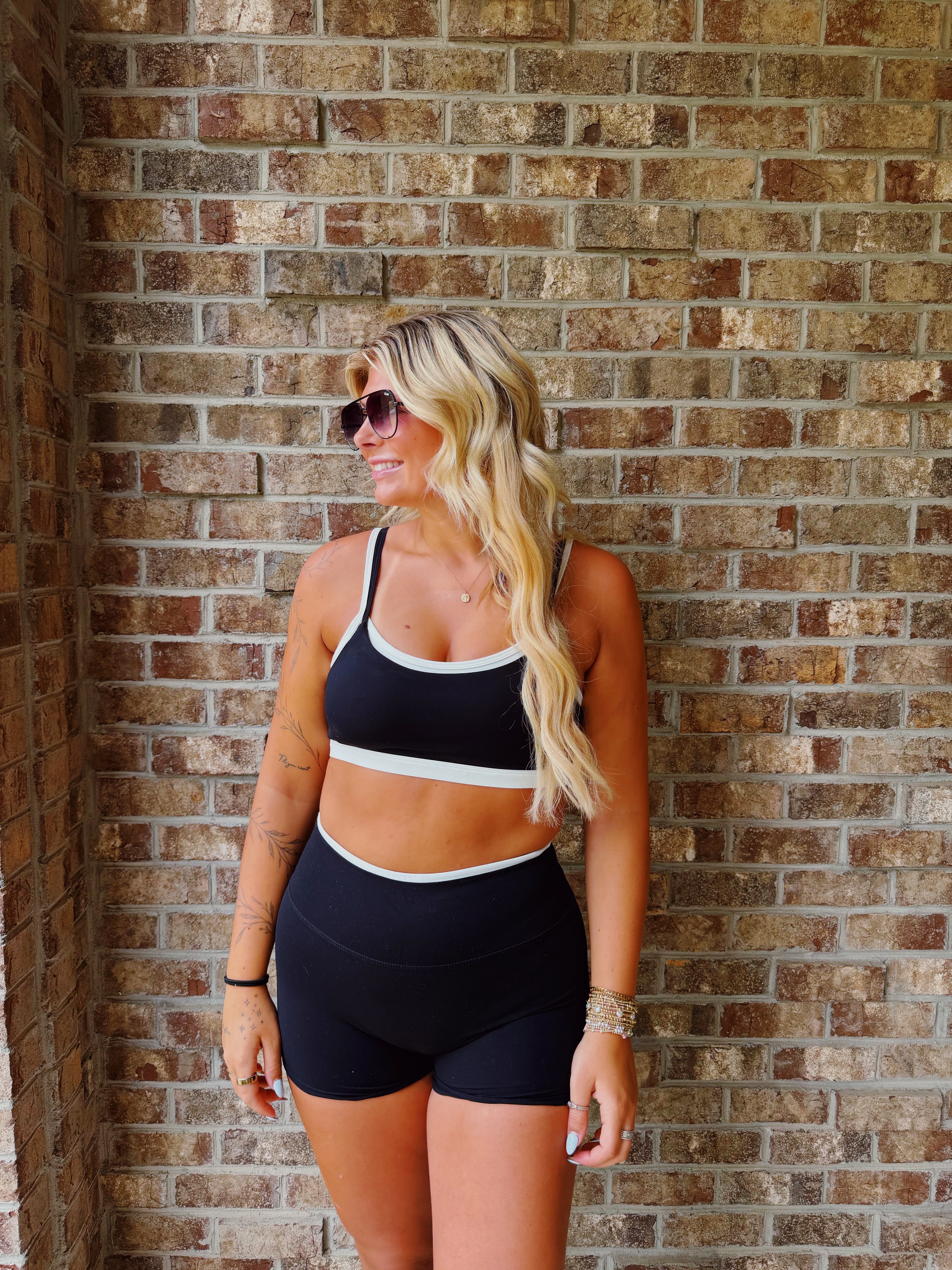 BLACK Matching Set