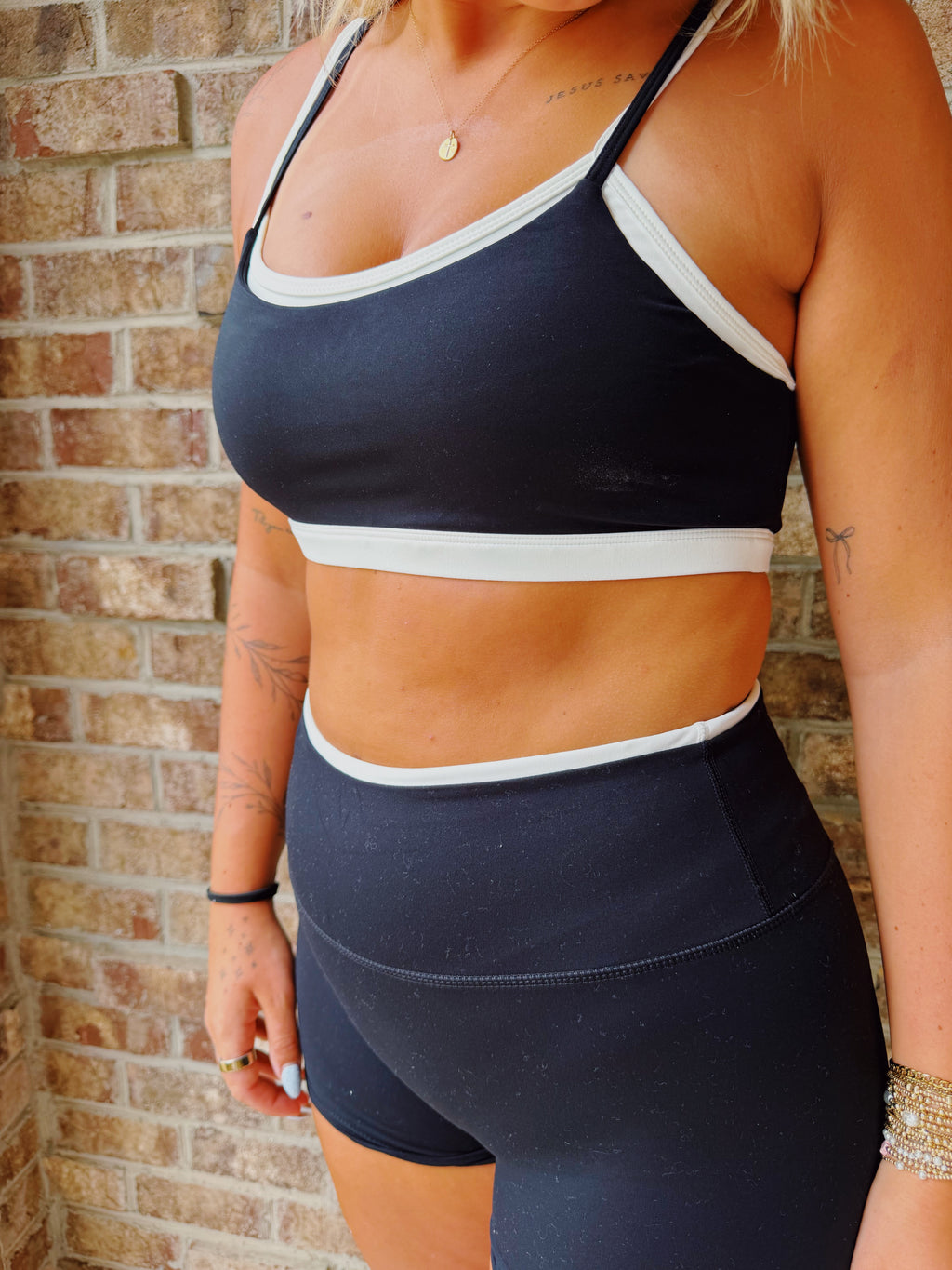 BLACK Matching Set